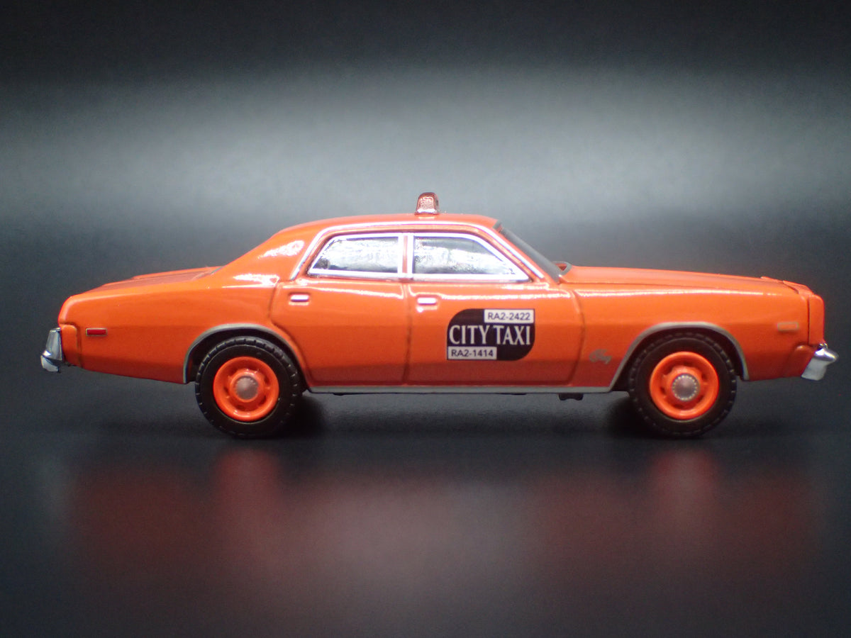 1977 77 PLYMOUTH FURY TAXI CAB BINGHAMTON NY 1:64 SCALE ECAST MODEL CAR