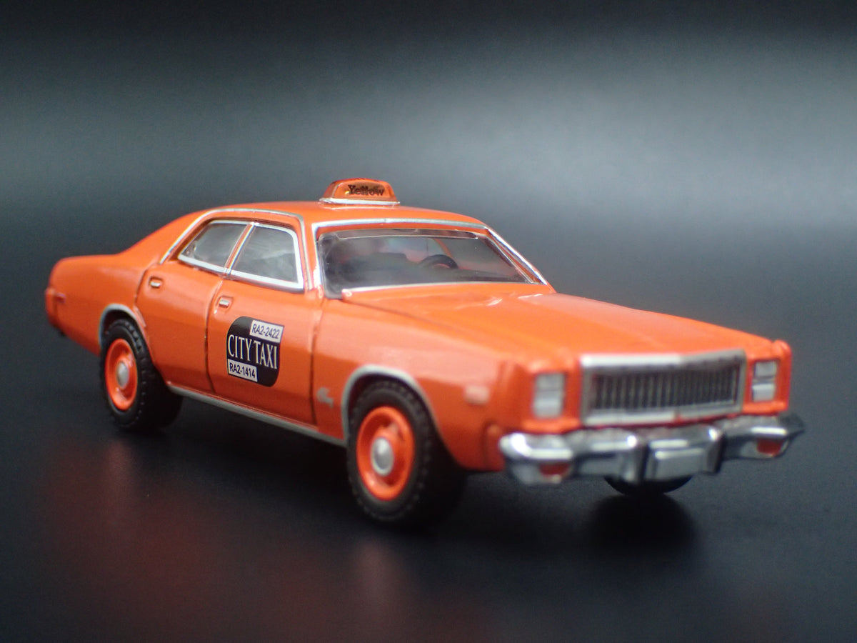 1977 77 PLYMOUTH FURY TAXI CAB BINGHAMTON NY 1:64 SCALE ECAST MODEL CAR