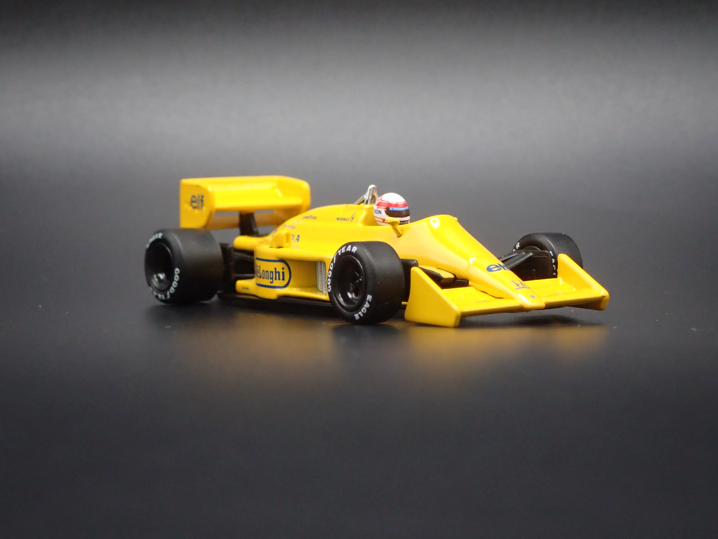 LOTUS 99T #11 1987 MONACO GP SATORU NAKAJIMA VINTAGE F1 RACING 1:64 SCALE DIECAST CAR