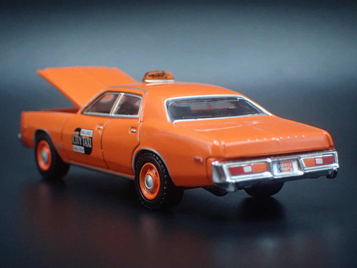 1977 77 PLYMOUTH FURY TAXI CAB BINGHAMTON NY 1:64 SCALE ECAST MODEL CAR