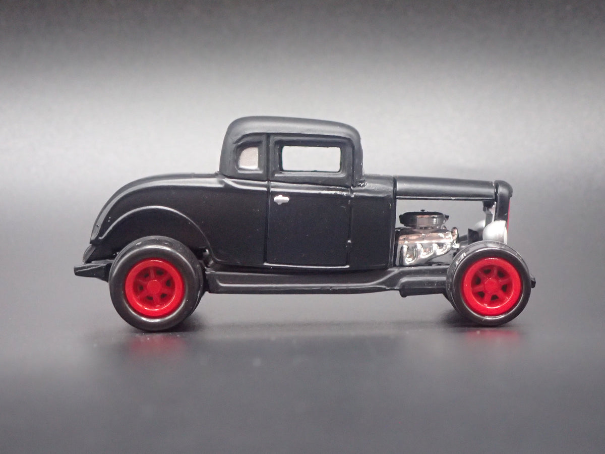 1932 32 FORD COUPE HOT ROD BLK 1:64 SCALE COLLECTIBLE DIORAMA DIECAST MODEL CAR