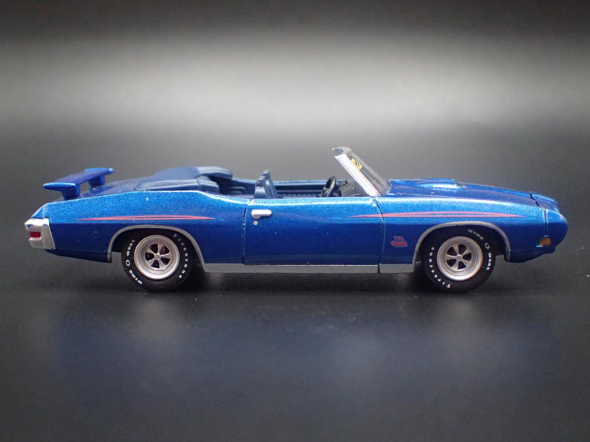 1970 70 PONTIAC GTO CONVERTIBLE BLUE 1/64 SCALE COLLECTIBLE DIECAST MODEL CAR
