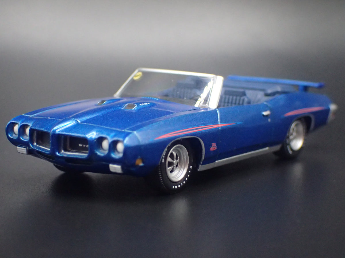 1970 70 PONTIAC GTO CONVERTIBLE BLUE 1/64 SCALE COLLECTIBLE DIECAST MODEL CAR