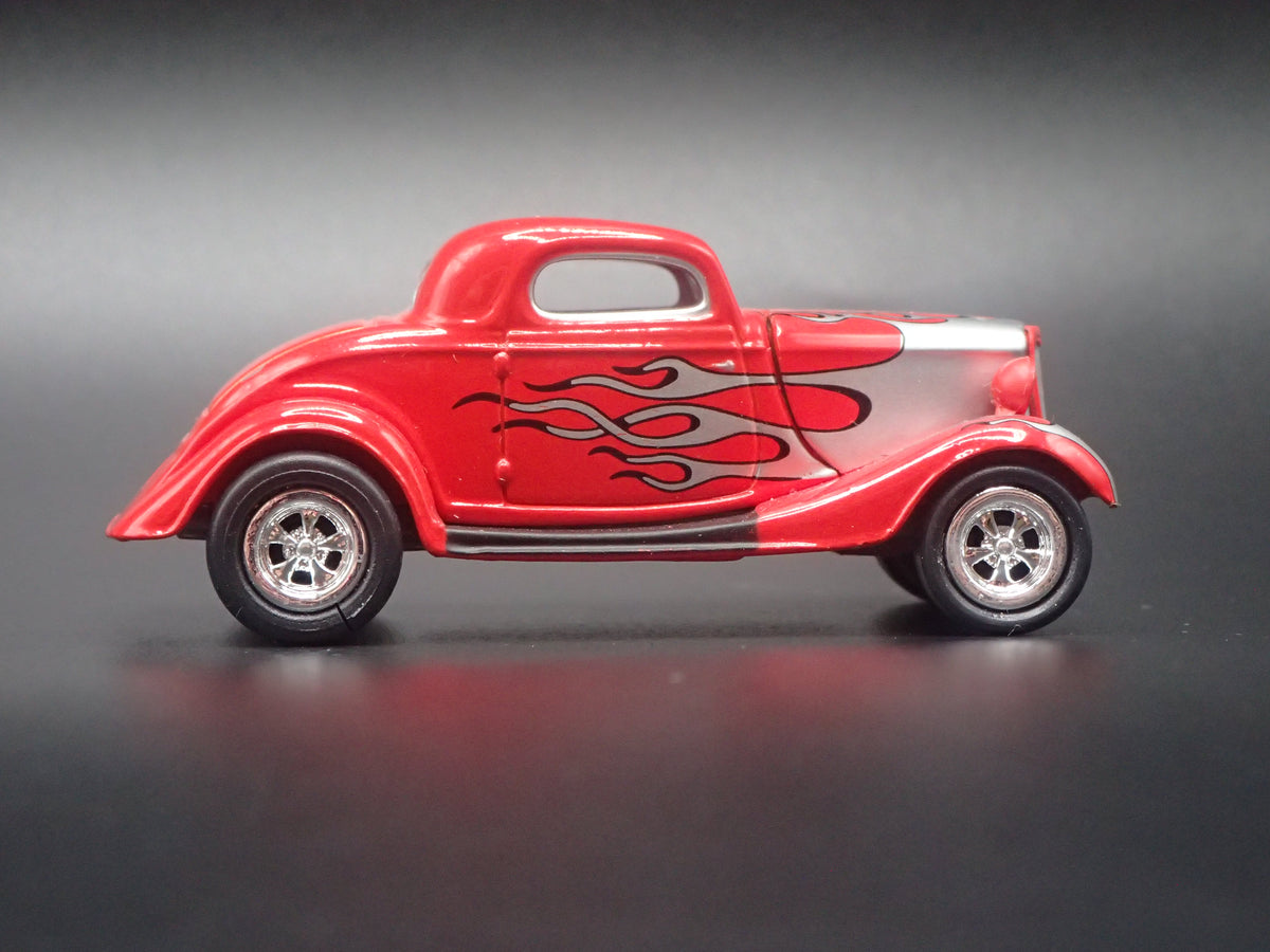 1934 34 FORD COUPE HOT ROD RED 1:64 SCALE COLLECTIBLE DIORAMA DIECAST MODEL CAR