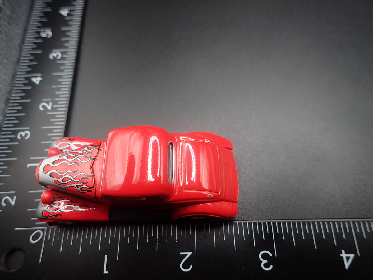1934 34 FORD COUPE HOT ROD RED 1:64 SCALE COLLECTIBLE DIORAMA DIECAST MODEL CAR