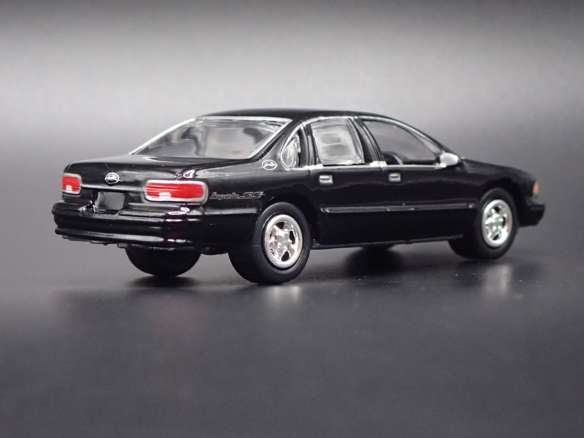 1994-1996 CHEVY CHEVROLET IMPALA SS BLACK 1:64 SCALE DIORAMA DIECAST MODEL CAR
