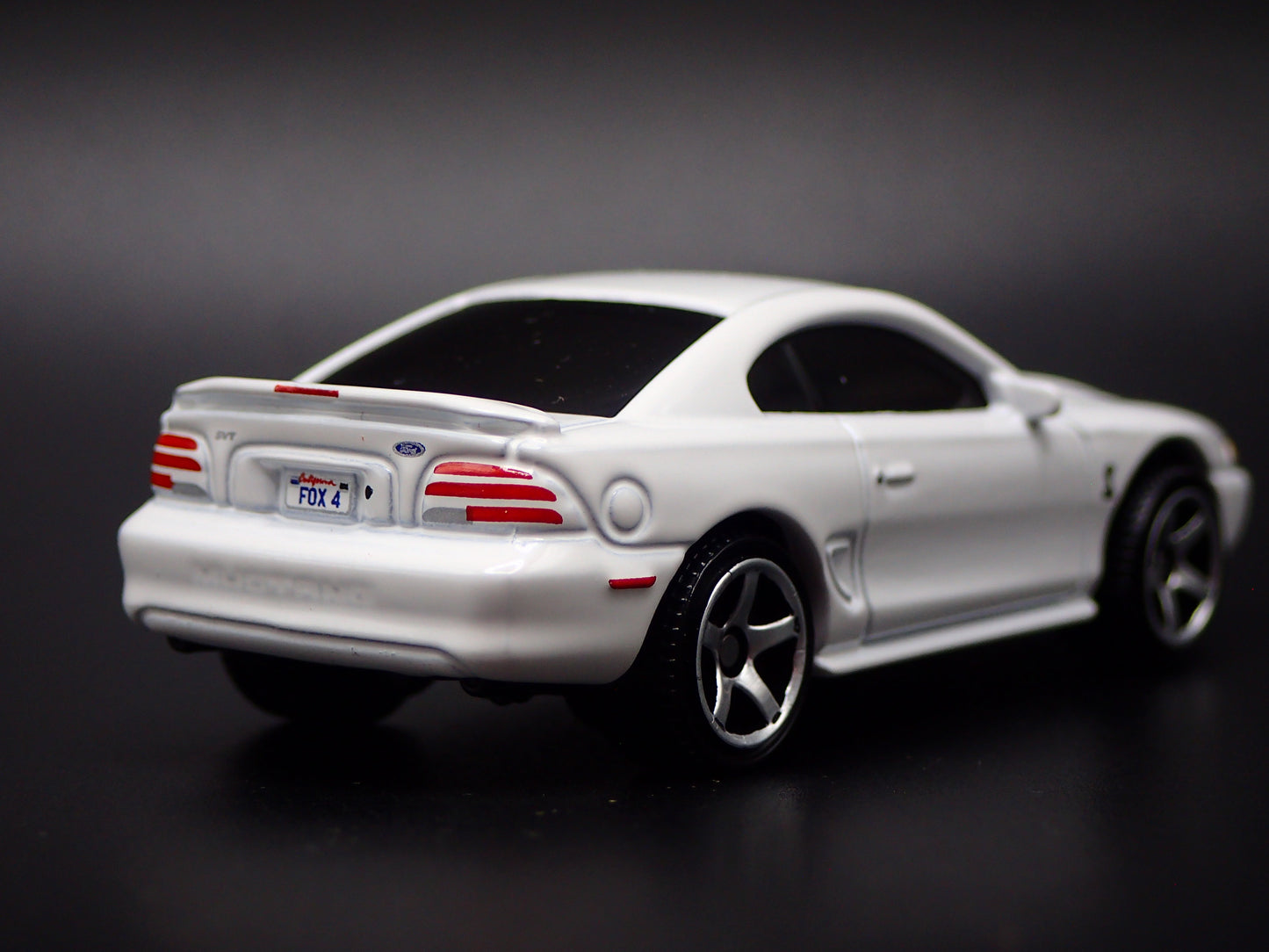 1995 95 FORD MUSTANG SVT COBRA R FOX BODY 1:64 SCALE DIECAST MODEL