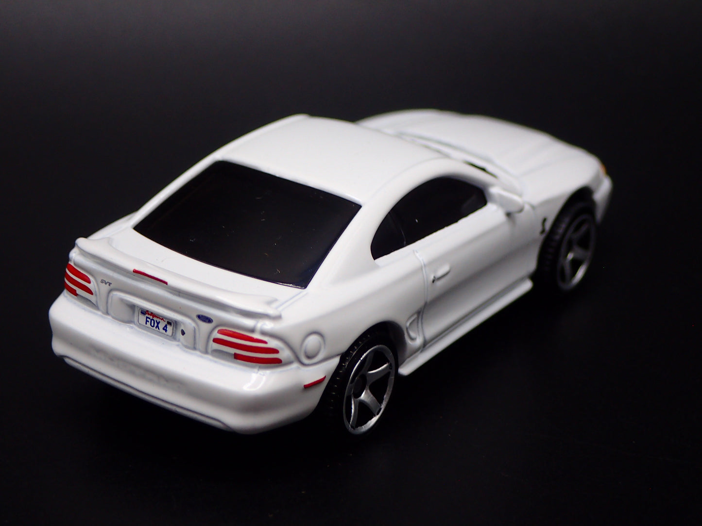 1995 95 FORD MUSTANG SVT COBRA R FOX BODY 1:64 SCALE DIECAST MODEL