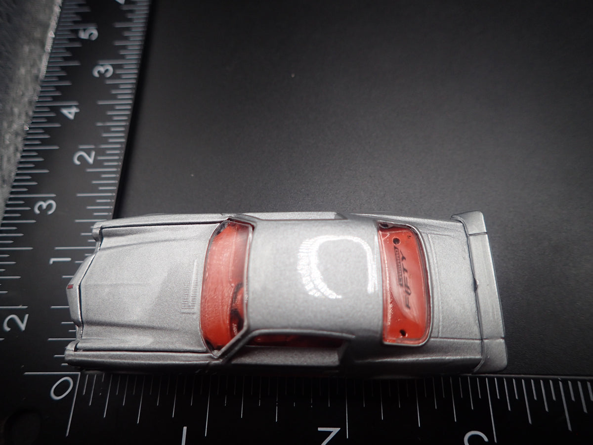 1971 71 CHEVY CHEVROLET CAMARO SS 396 1:64 SCALE DIORAMA DIECAST MODEL CAR