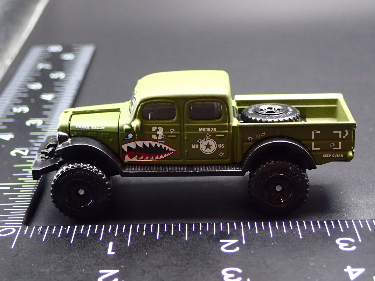 1947 47 DODGE POWER WAGON PICKUP TRUCK 1:64 SCALE COLLECTIBLE DIECAST MODEL CAR