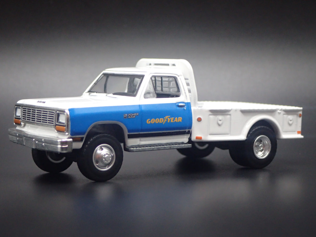 1981 81 DODGE RAM W350 POWER RAM DUALLY FLATBED GOODYEAR 1/64 DIECAST CAR