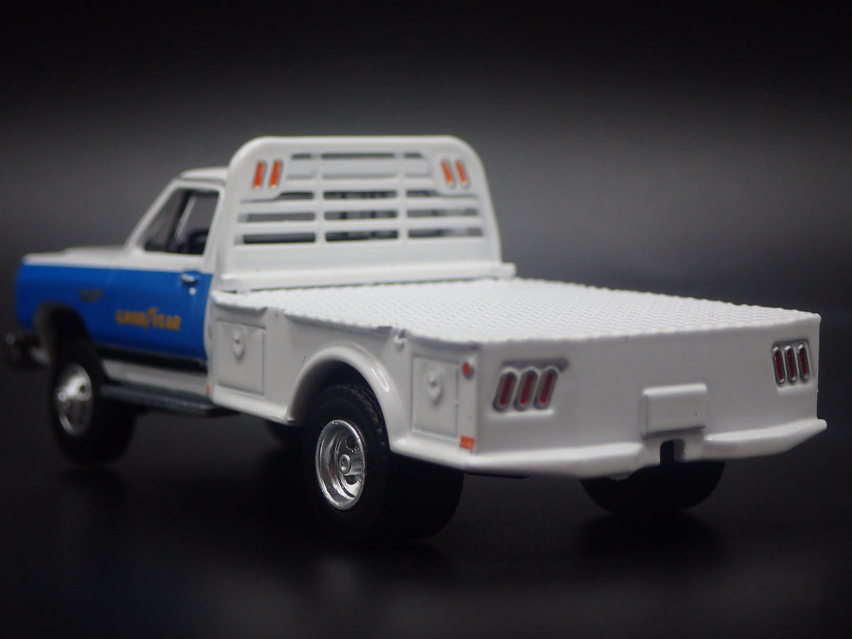 1981 81 DODGE RAM W350 POWER RAM DUALLY FLATBED GOODYEAR 1/64 DIECAST CAR