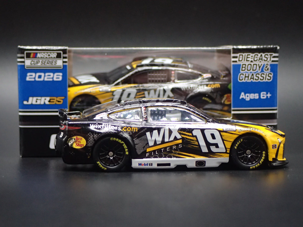 2026 TOYOTA CAMRY 19 CHASE BRISCOE WIX FILTERS NASCAR 1:64 SCALE DIECAST MODEL CAR