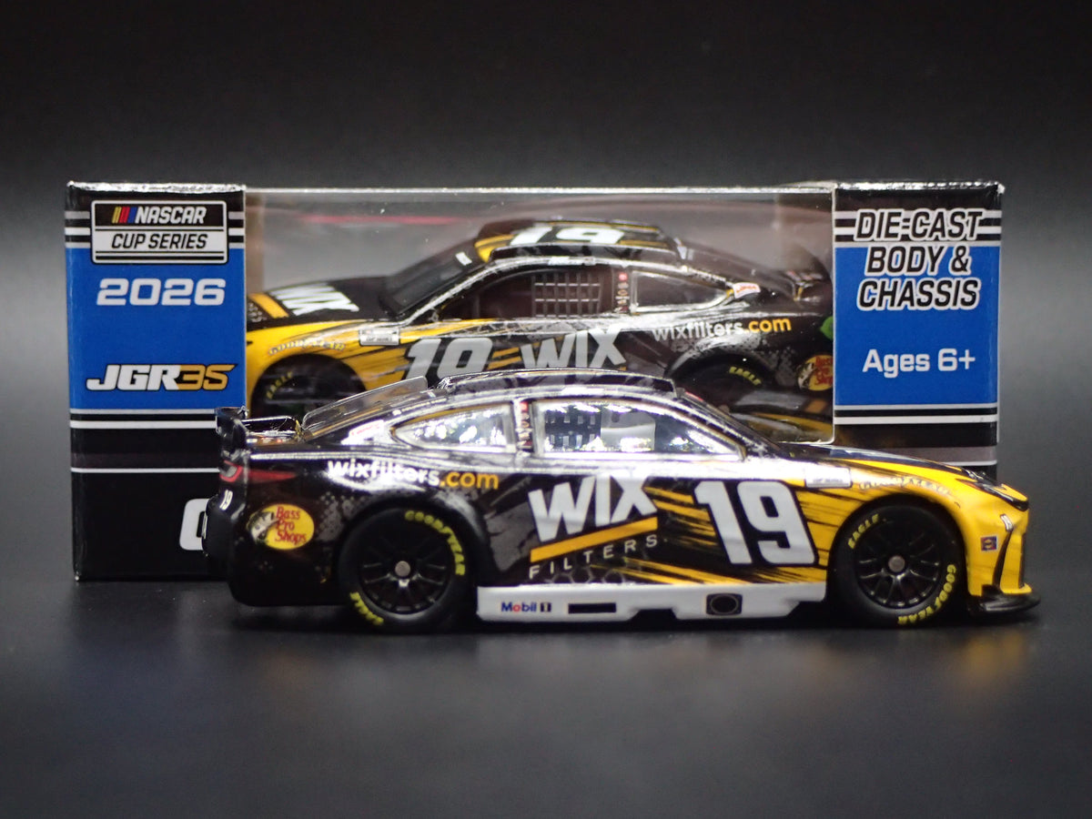 2026 TOYOTA CAMRY 19 CHASE BRISCOE WIX FILTERS NASCAR 1:64 SCALE DIECAST MODEL CAR