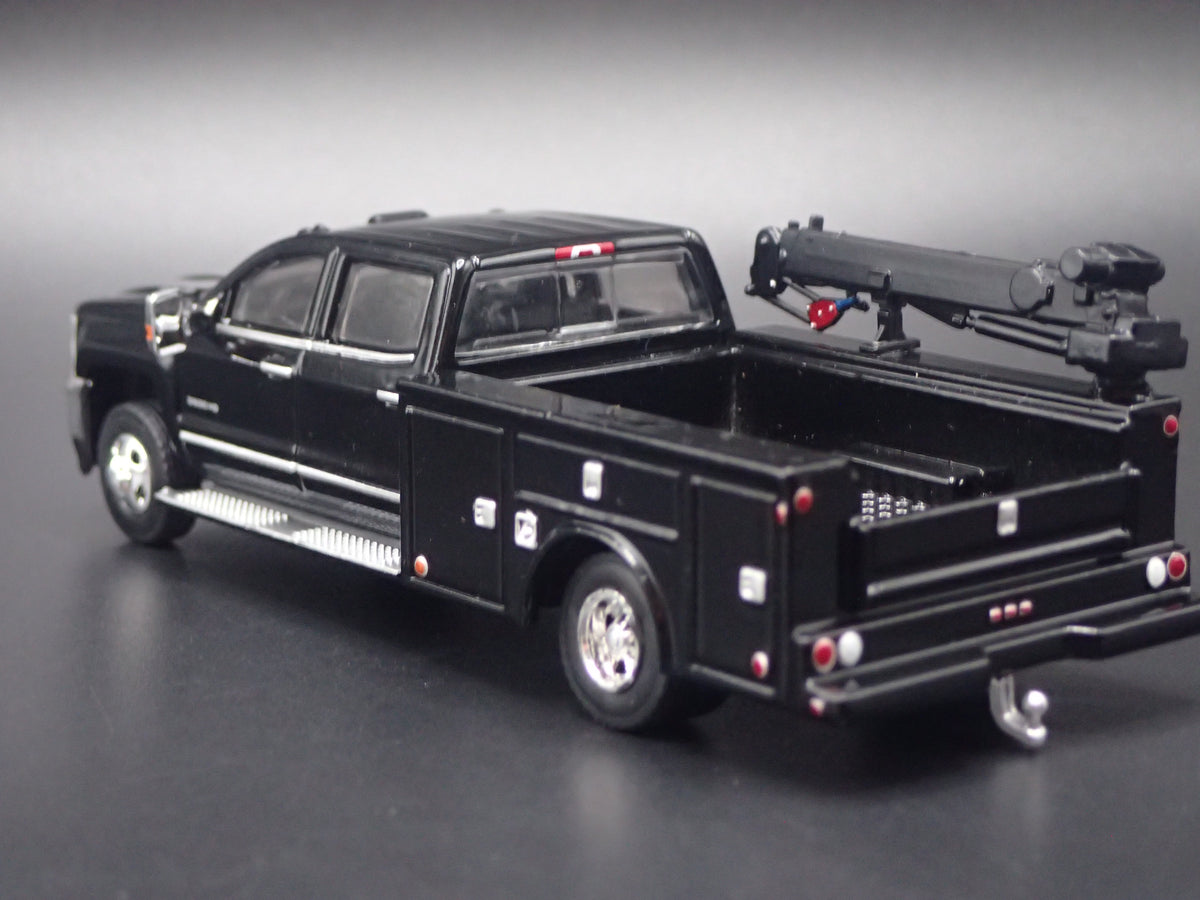 2016 16 CHEVY SILVERADO 3500 DUALLY CRANE TRUCK BLACK 1:64 SCALE DIECAST CAR