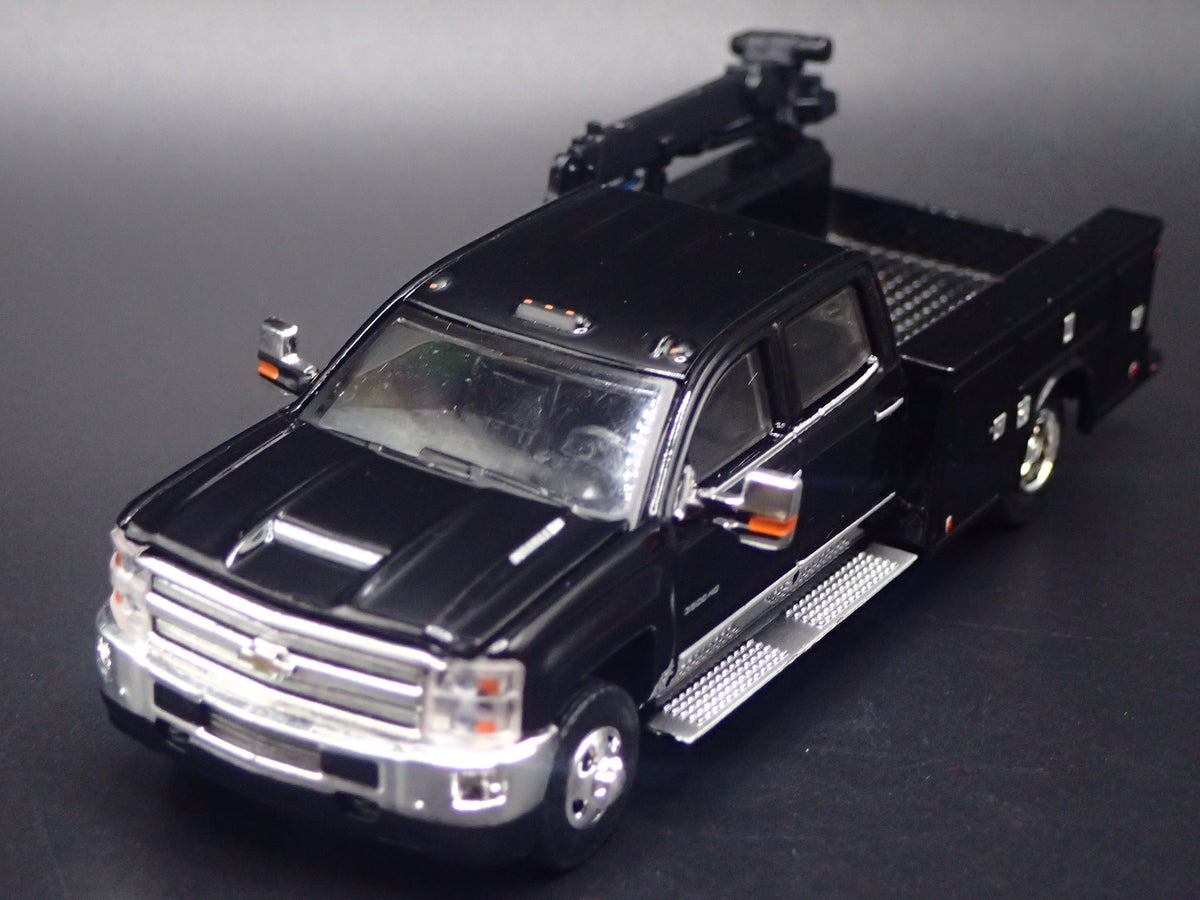 2016 16 CHEVY SILVERADO 3500 DUALLY CRANE TRUCK BLACK 1:64 SCALE DIECAST CAR