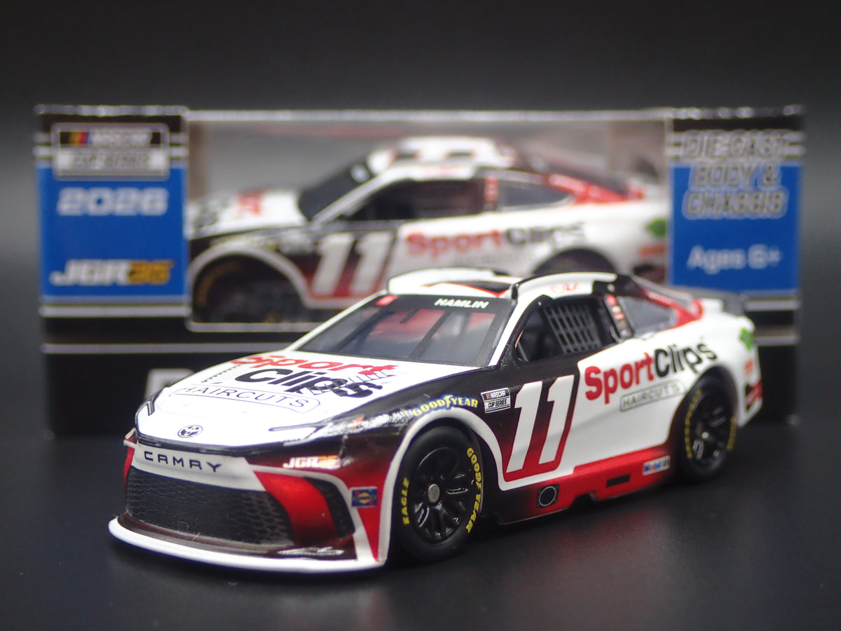 2026 26 TOYOTA CAMRY 11 DENNY HAMLIN SPORTS CLIPS NASCAR 1:64 SCALE DIECAST CAR