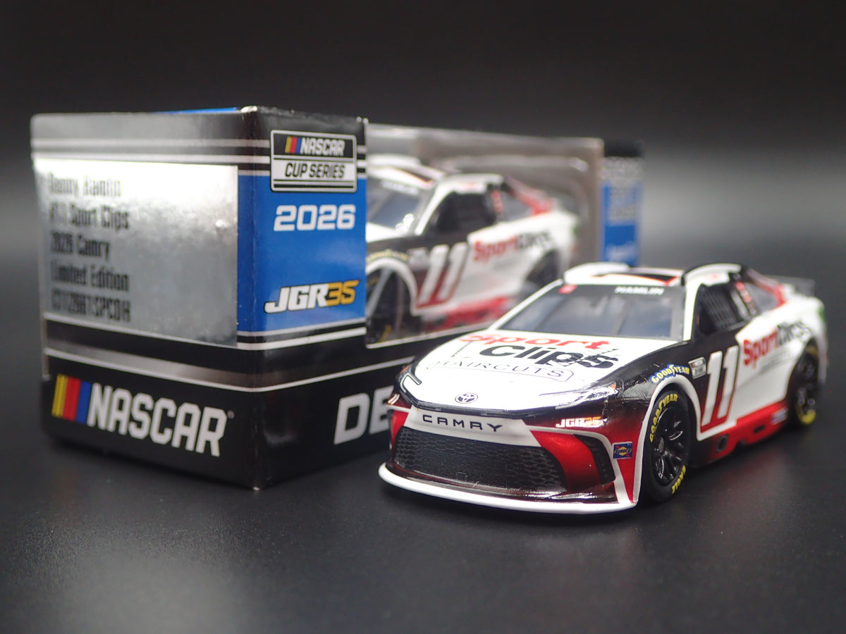 2026 26 TOYOTA CAMRY 11 DENNY HAMLIN SPORTS CLIPS NASCAR 1:64 SCALE DIECAST CAR
