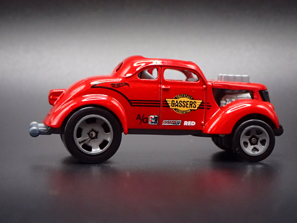 1937 37 FORD COUPE GASSER HOT ROD NHRA RED 1:64 SCALE DIECAST MODEL CAR