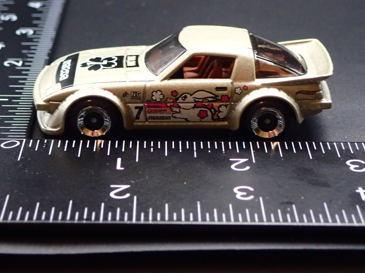 1978-1985 MAZDA RX7 JDM SILVER 1:64 SCALE COLLECTIBLE DIORAMA DIECAST MODEL CAR