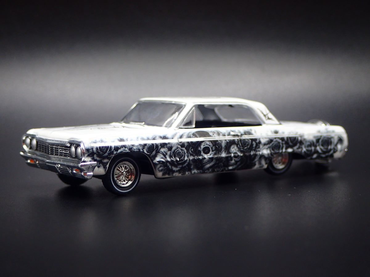 1964 64 CHEVY CHEVROLET IMPALA SS 283 1:64 SCALE DIORAMA DIECAST CAR