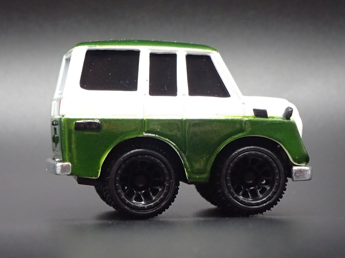 1967-1979 TOYOTA LAND CRUISER J50 CAR TUNED 1:64 SCALE DIORAMA DIECAST MODEL CAR