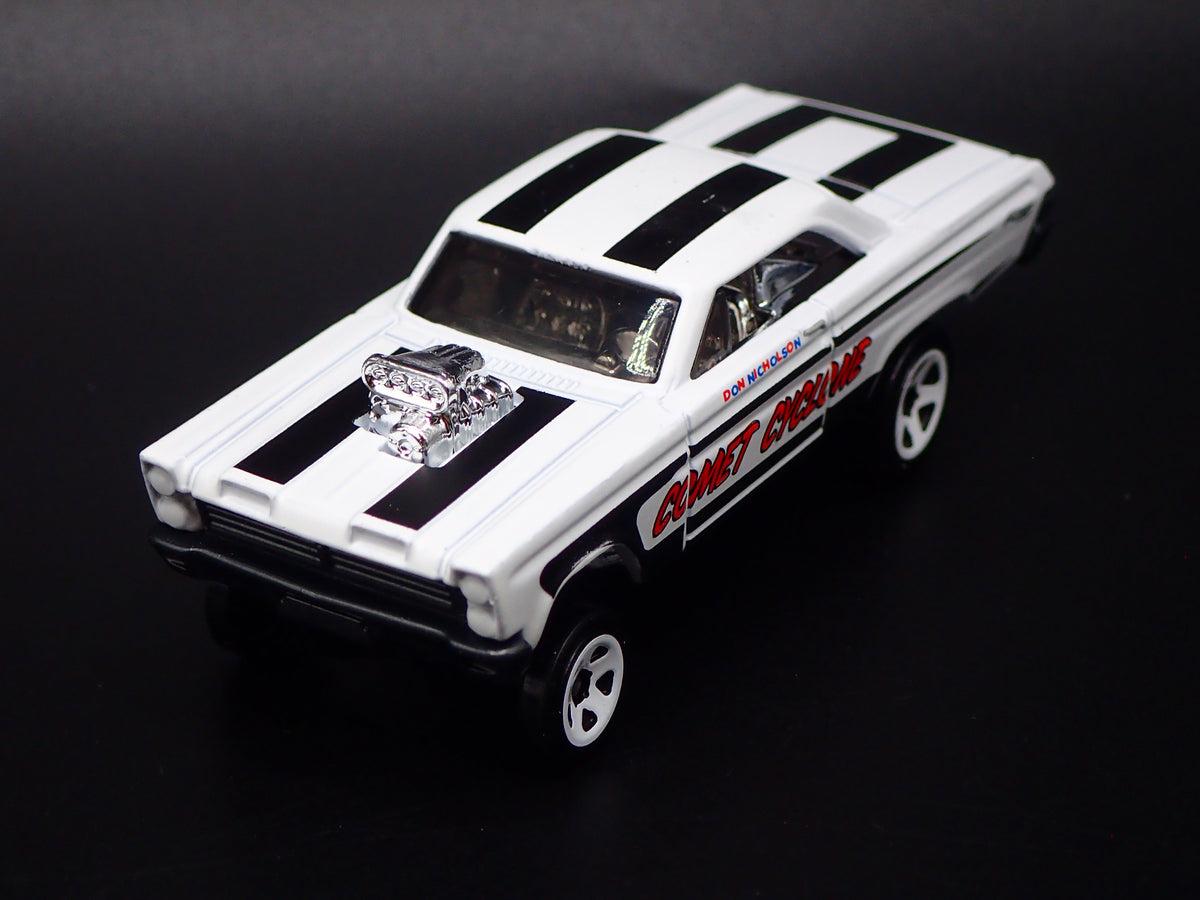 1965 65 MERC MERCURY COMET CYCLONE NHRA ALTRED DRAG 1/64 SCALE DIECAST MODEL CAR