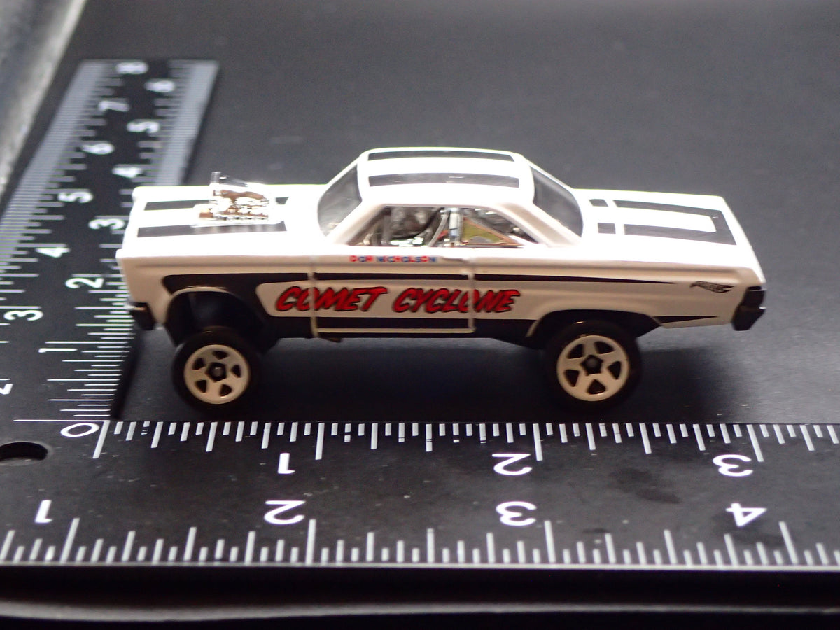 1965 65 MERC MERCURY COMET CYCLONE NHRA ALTRED DRAG 1/64 SCALE DIECAST MODEL CAR