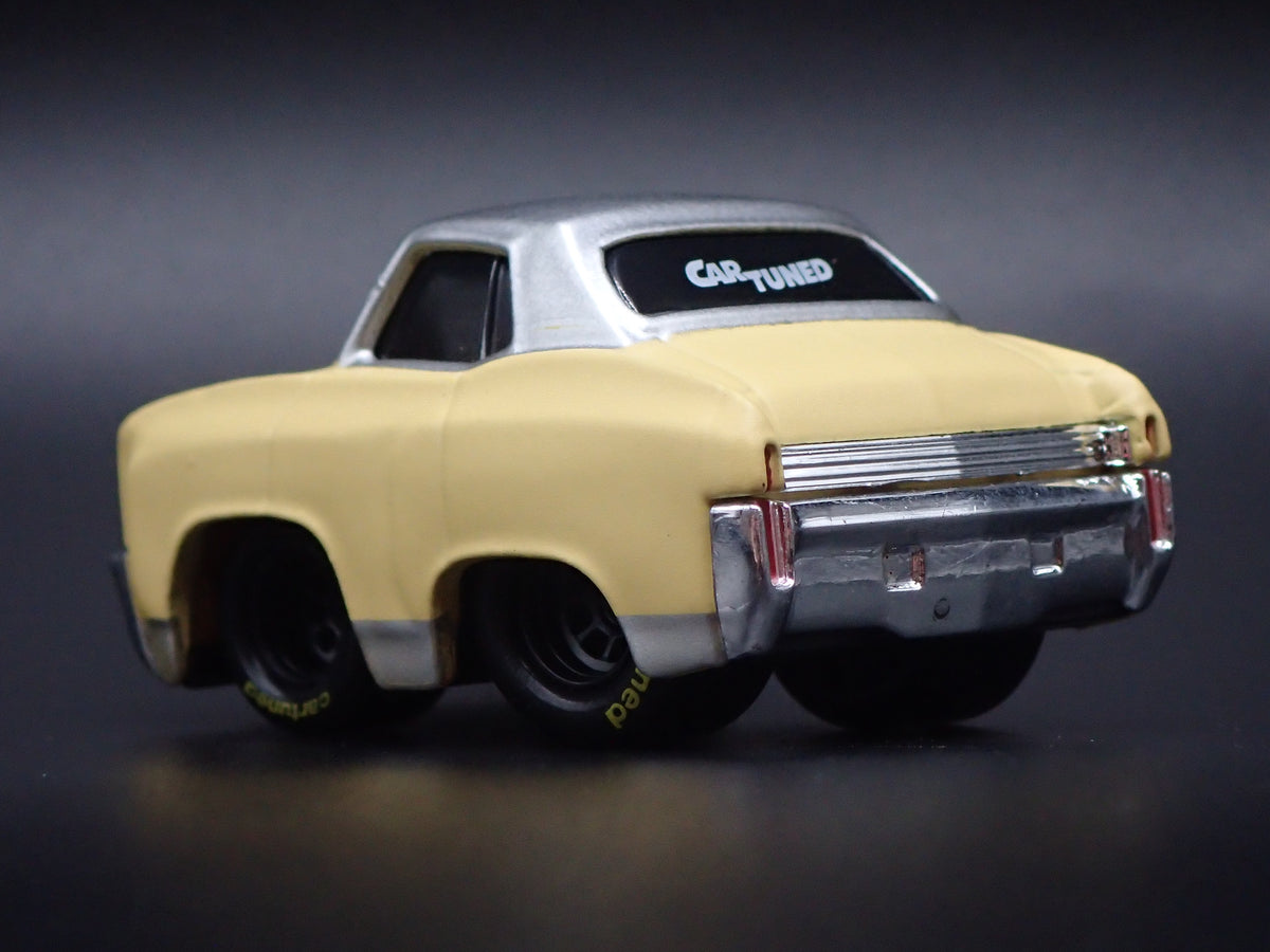 1970 70 CHEVY CHEVROLET MONTE CARLO CAR TUNED CREAM 1:64 SCALE DIECAST MODEL CAR