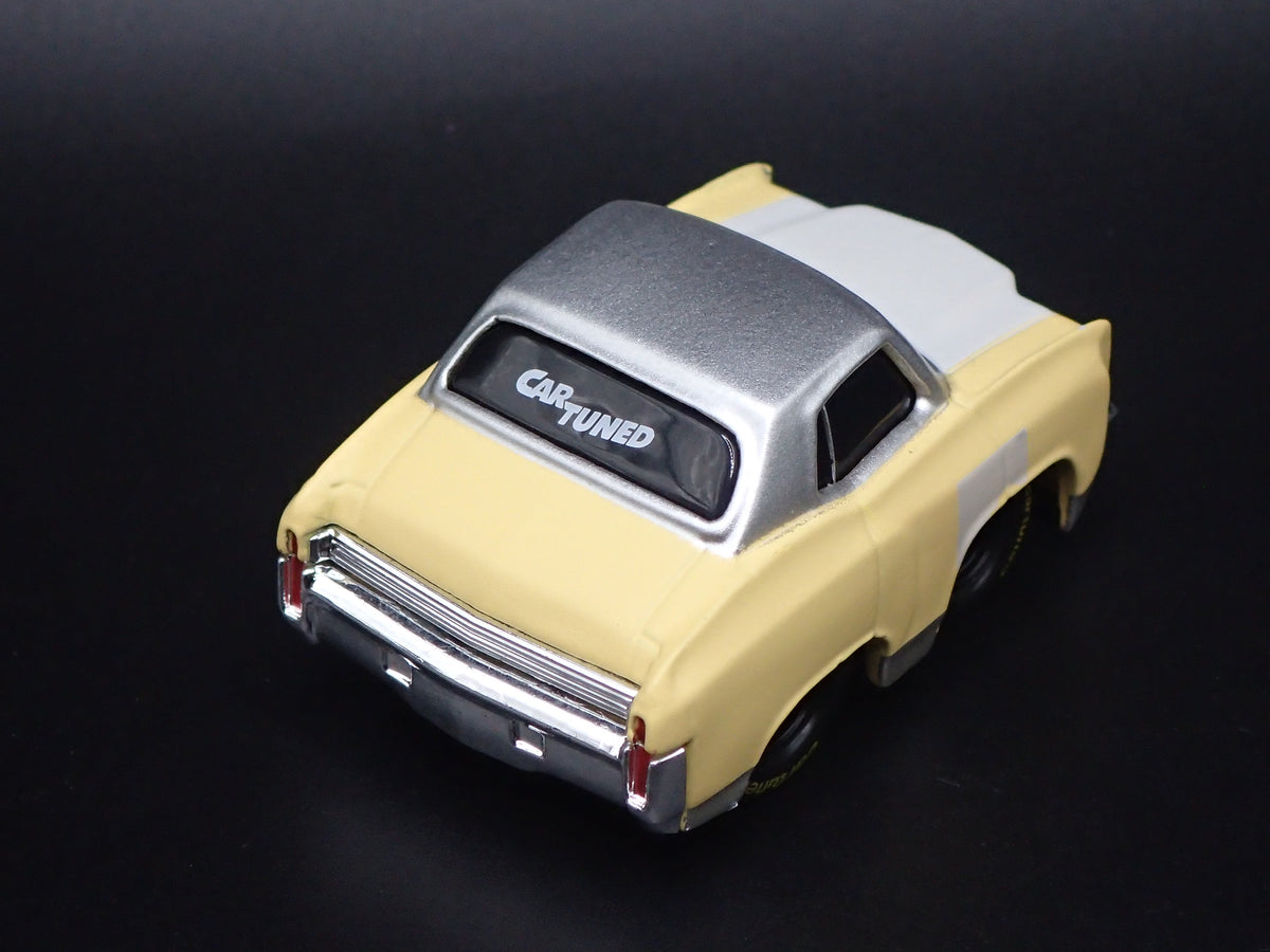 1970 70 CHEVY CHEVROLET MONTE CARLO CAR TUNED CREAM 1:64 SCALE DIECAST MODEL CAR