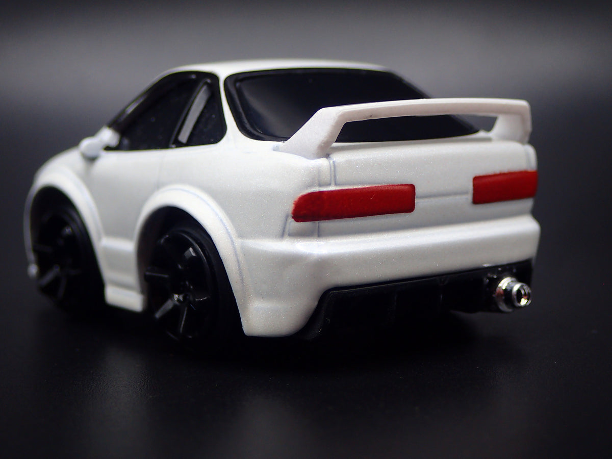 1995-2001 ACURA INTEGRA TYPE R WHITE CAR TUNED 1:64 SCALE DIECAST MODEL CAR