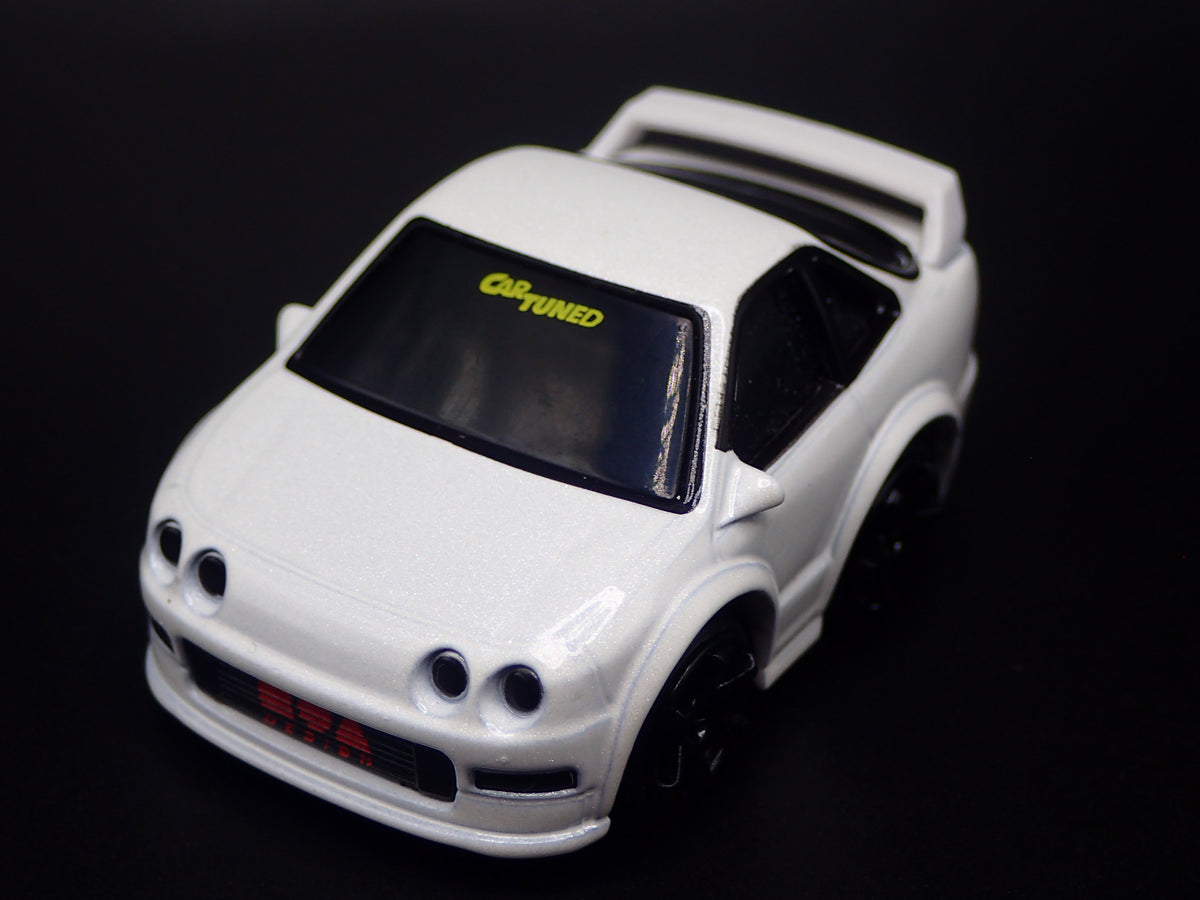 1995-2001 ACURA INTEGRA TYPE R WHITE CAR TUNED 1:64 SCALE DIECAST MODEL CAR