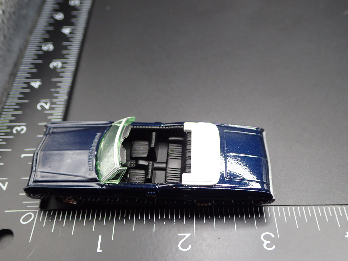 1968 68 CHEVY IMPALA CONVERTIBLE BLUE 1/64 SCALE DIORAMA DIECAST MODEL CAR