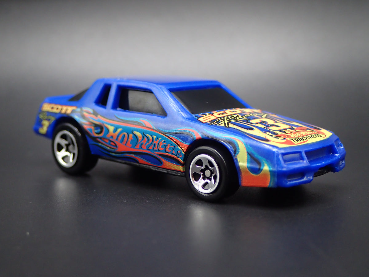 CHEVY STOCK CAR BLUE 1:64 SCALE COLLECTIBLE DIECAST MODEL CAR