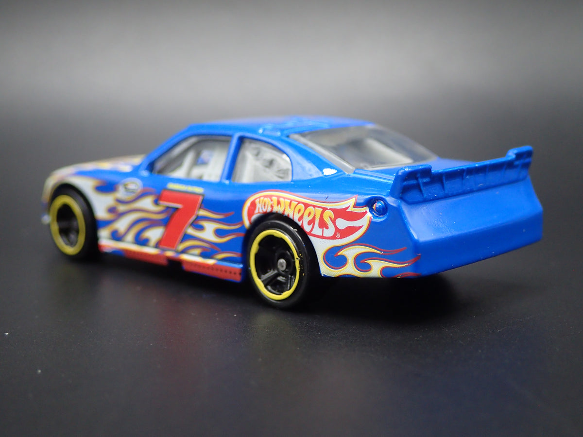 2010 10 CHEVY CHEVROLET IMPALA DANICA PATRRICK 1:64 SCALE DIECAST MODEL CAR