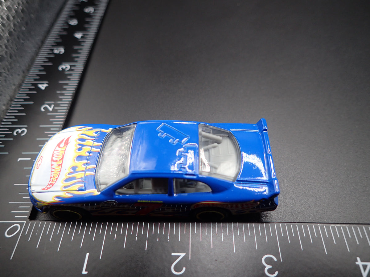 2010 10 CHEVY CHEVROLET IMPALA DANICA PATRRICK 1:64 SCALE DIECAST MODEL CAR