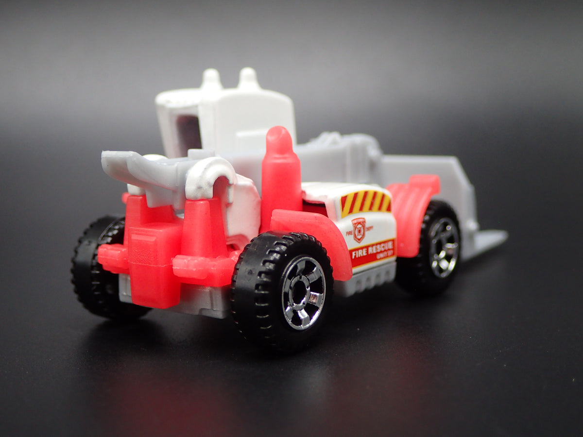 CONSTRUCTION FORKLIFT WHITE 1:64 MB SCALE COLLECTIBLE DIORAMA DIECAST MODEL CAR
