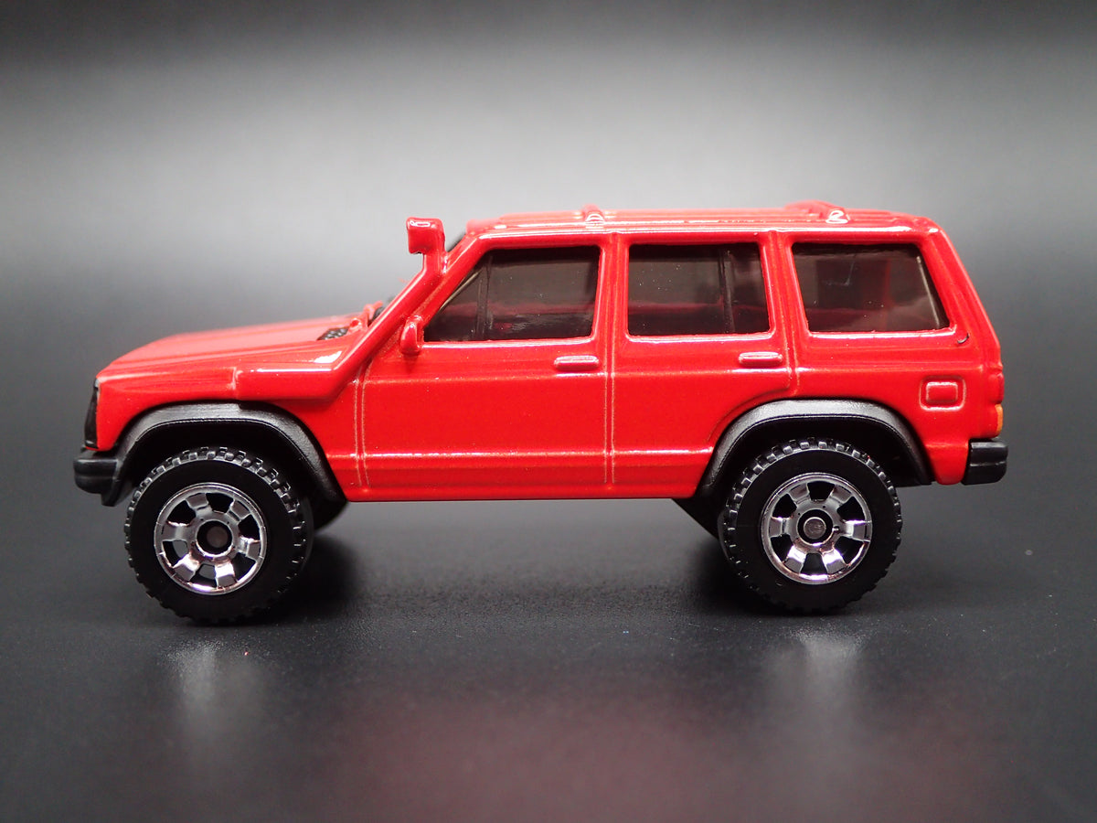 1984-2001 JEEP CHEROKEE XJ SPORT 4 DOOR RED 1:64 SCALE DIECAST MODEL CAR