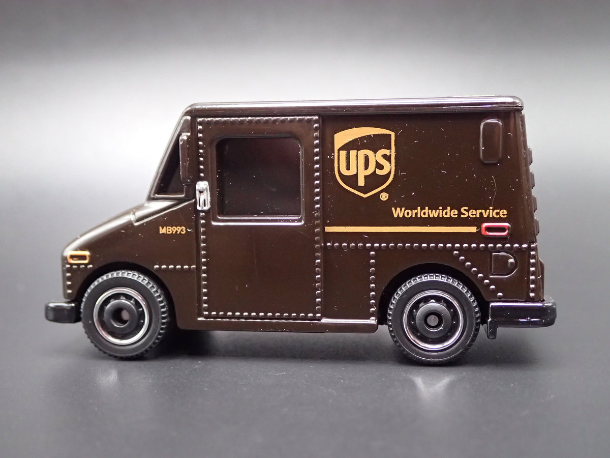 UPS UNITED PARCEL SERVICE DELIVERY VAN BROWN 1:64 MB SCALE DIECAST MODEL