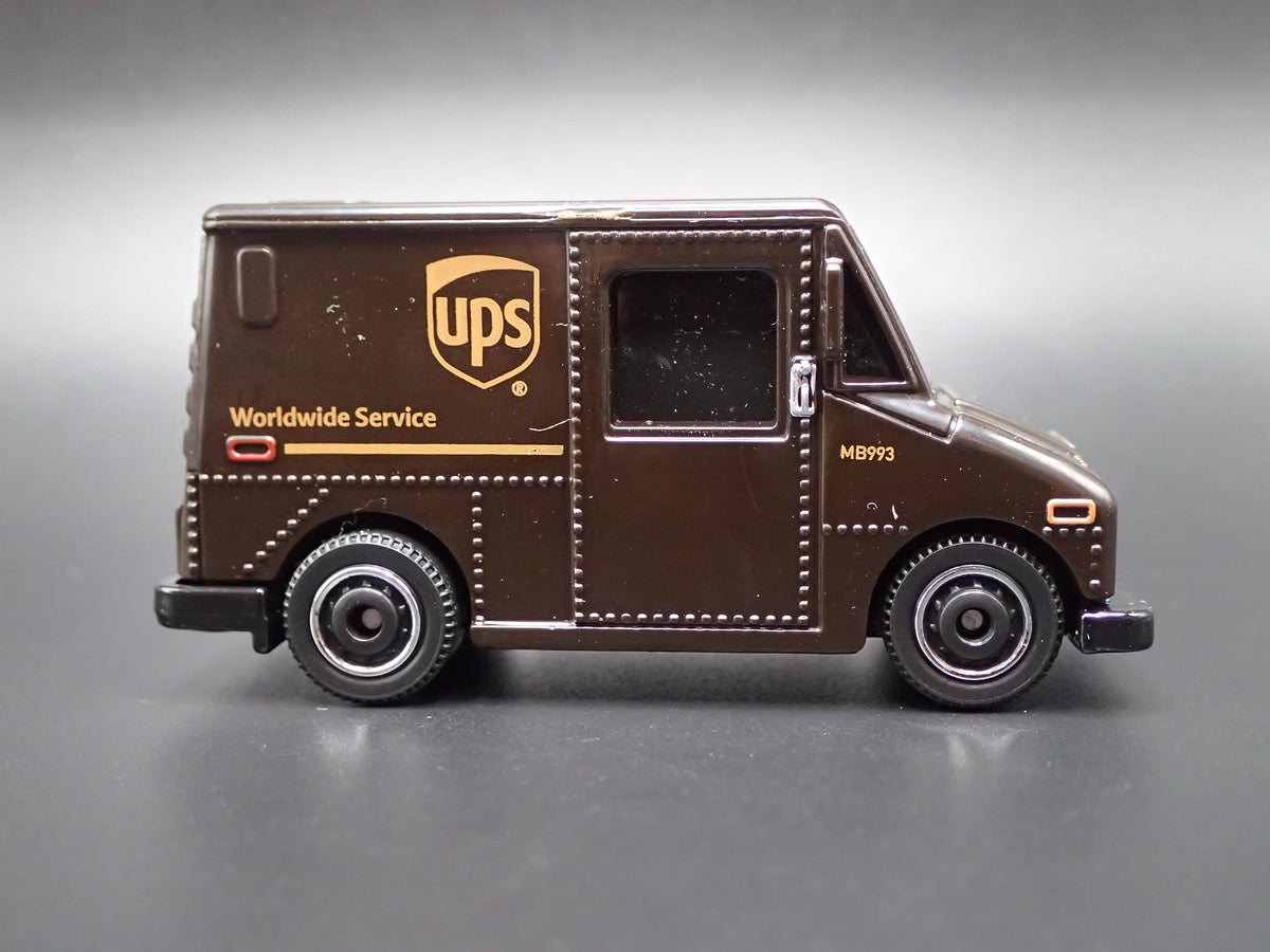 UPS UNITED PARCEL SERVICE DELIVERY VAN BROWN 1:64 MB SCALE DIECAST MODEL