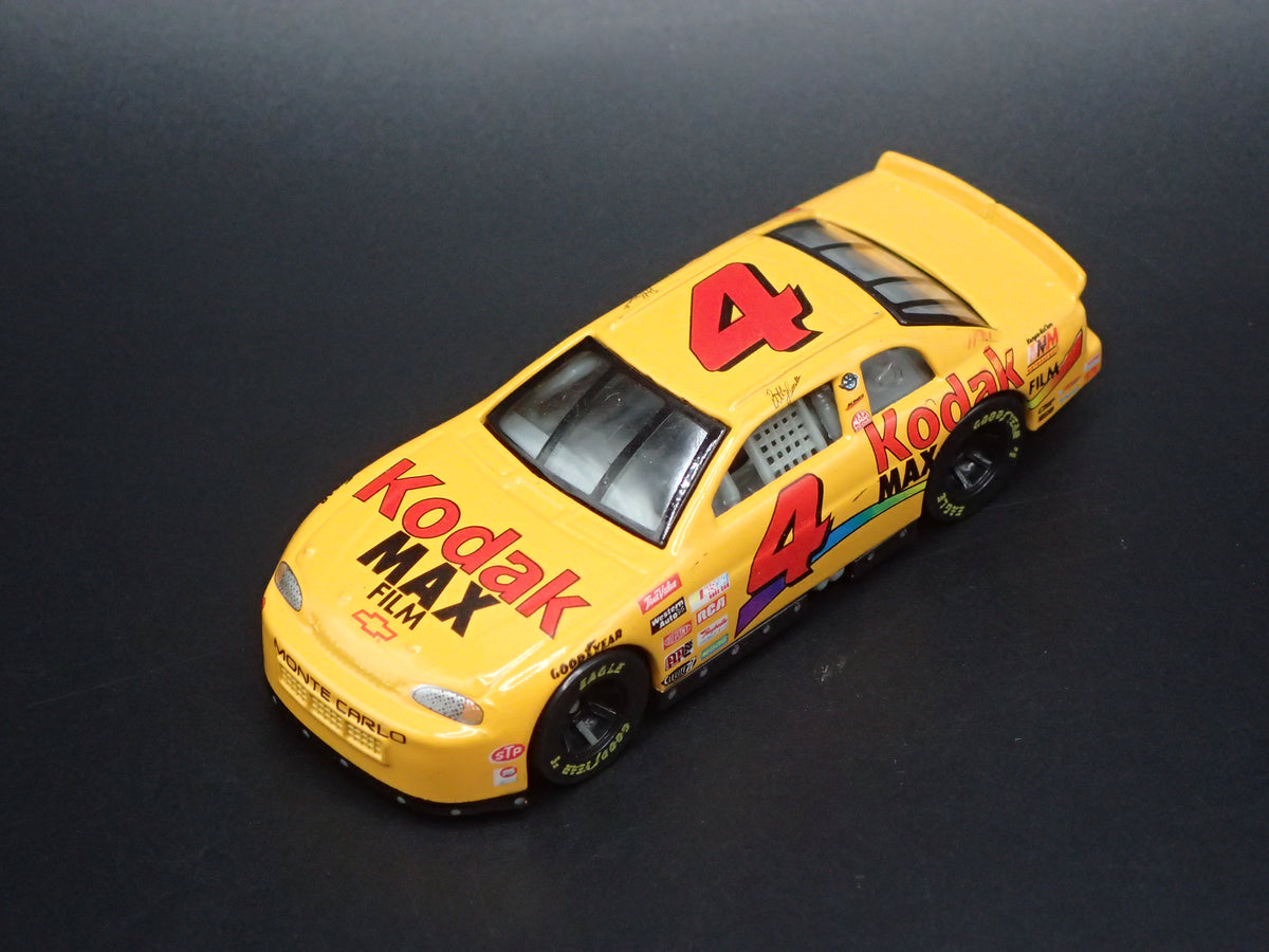 1999 CHEVY CHEVROLET MONTE CARLO 4 STERLING MARLIN NASCAR 1:64 SCALE DIECAST MODEL CAR