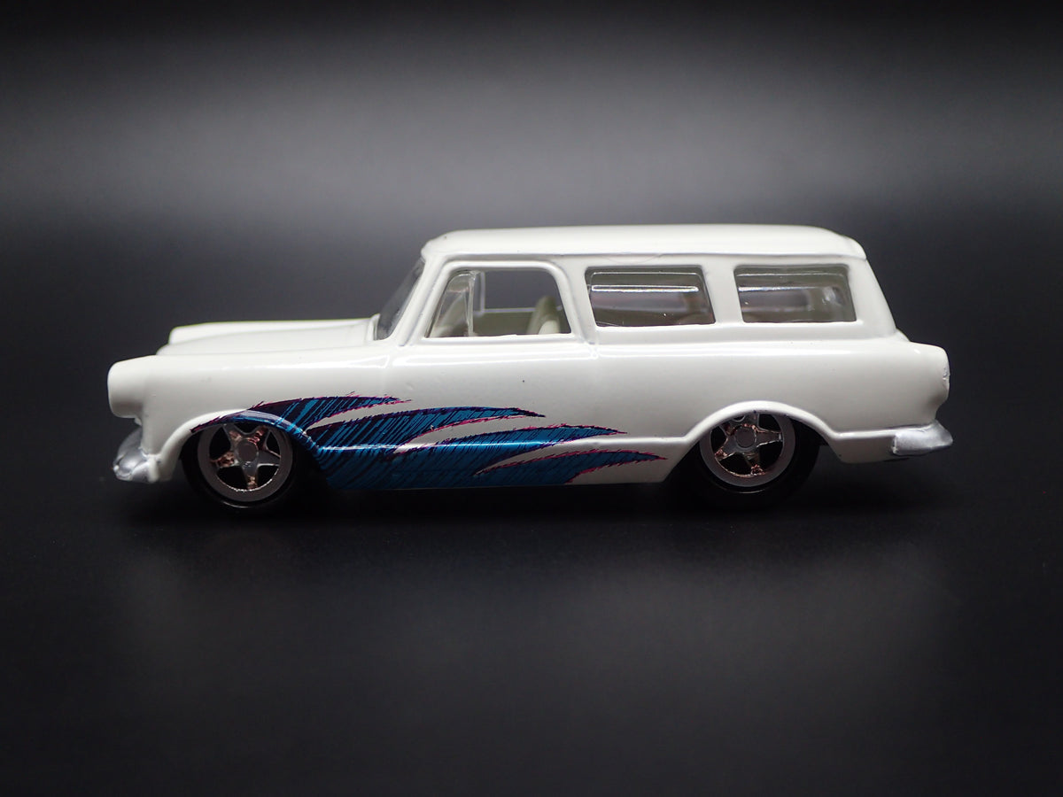 1959 59 AMC RAMBLER STATION WAGON WHITE 1:64 SCALE COLLECTIBLE DIECAST MODEL CAR