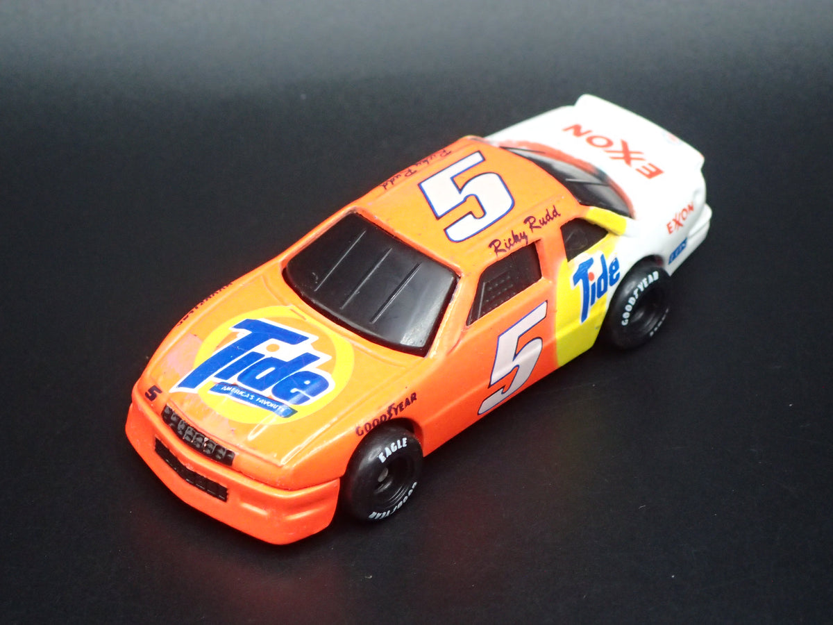 1992 92 CHEVY LUMINA RICKY RUDD TIDE NASCAR 1:64 SCALE DIECAST MODEL CAR