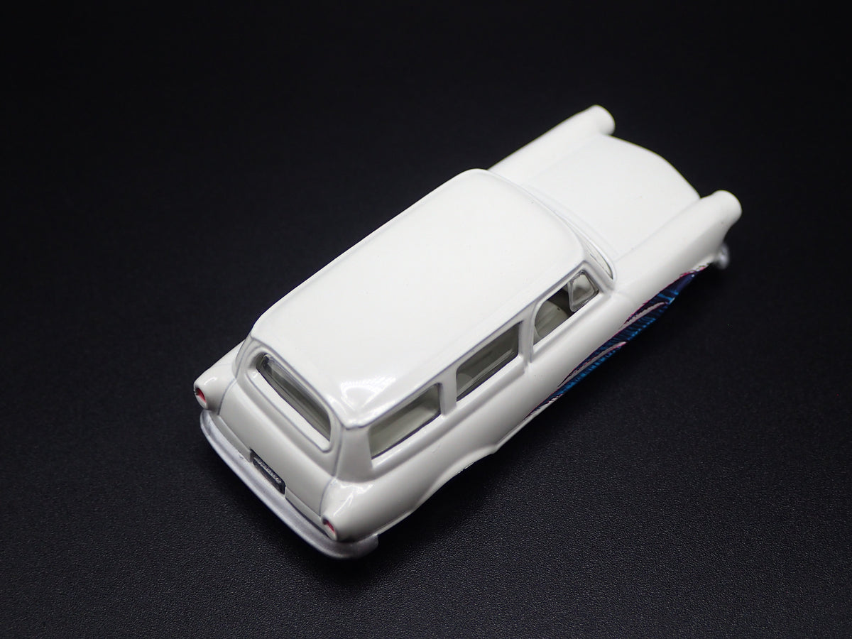 1959 59 AMC RAMBLER STATION WAGON WHITE 1:64 SCALE COLLECTIBLE DIECAST MODEL CAR