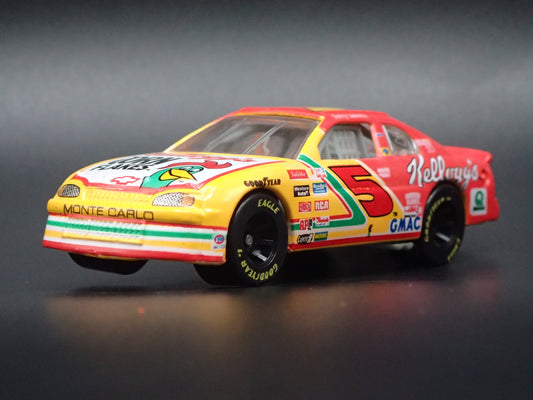 1997 CHEVY CHEVROLET MONTE CARLO 5 TERRY LABONTE NASCAR 1:64 SCALE DIECAST CAR