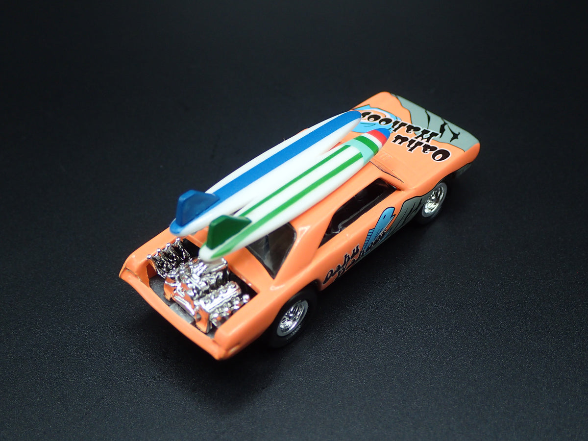 1965-1969 CHEVY CHEVROLET CORVAIR SURFING 1:64 SCALE DIECAST MODEL CAR