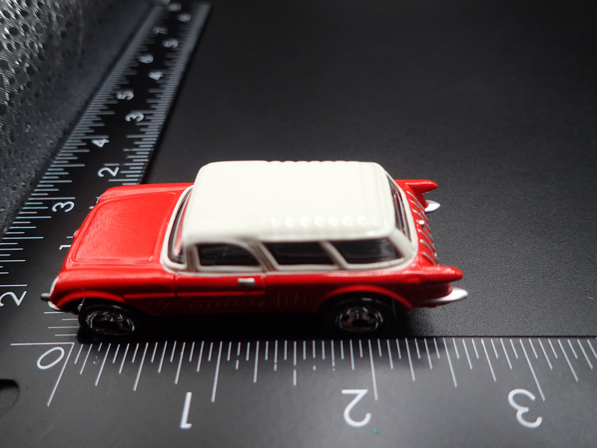 1954 54 CHEVY CHEVROLET CORVETTE NOMAD RED 1:64 SCALE DIORAMA DIECAST MODEL CAR