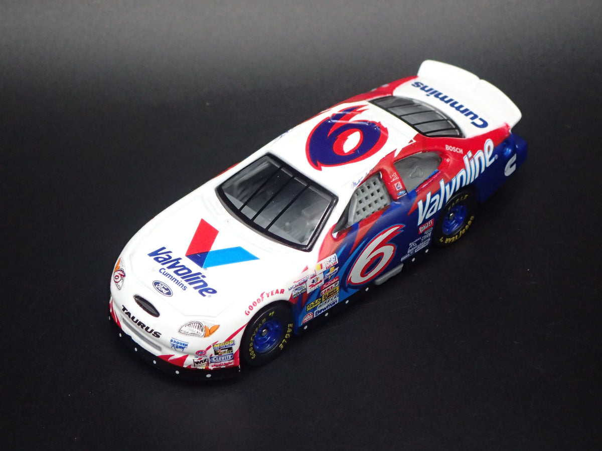 2000 00 FORD TAURUS 6 MARK MARTIN NASCAR 1/64 SCALE DIECAST MODEL CAR
