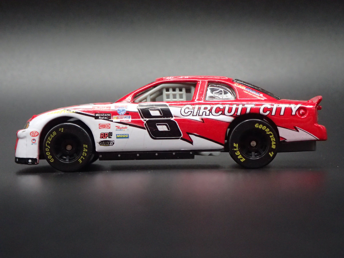 1998 98 CHEVY MONTE CARLO 8 HUT STRICKLIN NASCAR 1:64 SCALE DIECAST MODEL CAR