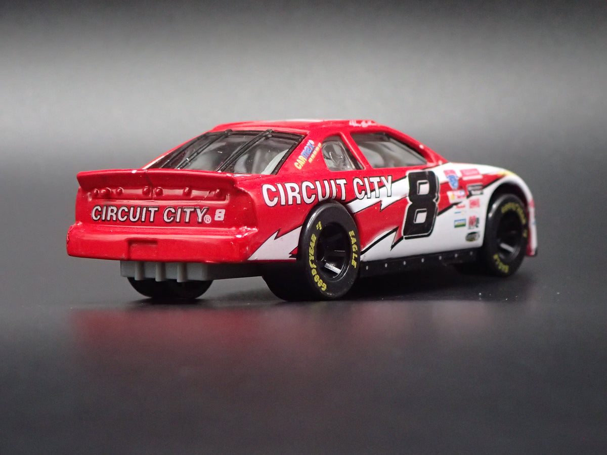 1998 98 CHEVY MONTE CARLO 8 HUT STRICKLIN NASCAR 1:64 SCALE DIECAST MODEL CAR